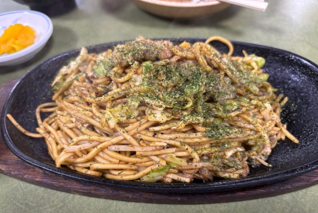 【神戸・新在家】地元民が通う大衆食堂「日の出」！名物そば焼き＆おでん定食の実食レポ
